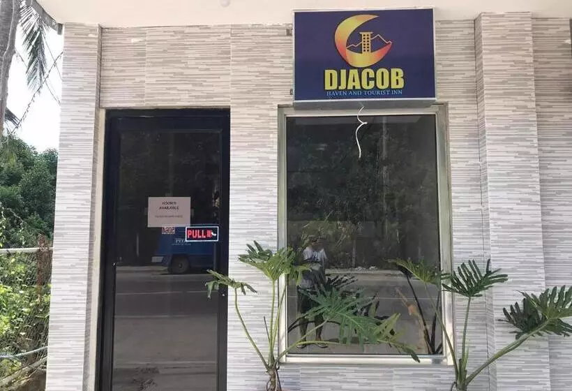 ホテル C Djacob Haven And Tourist Inn