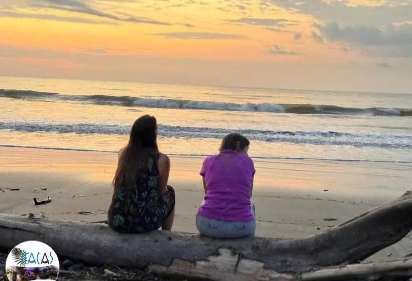 ホテル Cabañas Iracas Del Mar