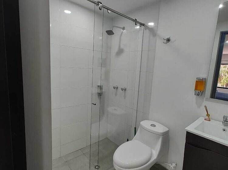 فندق Salitre Star