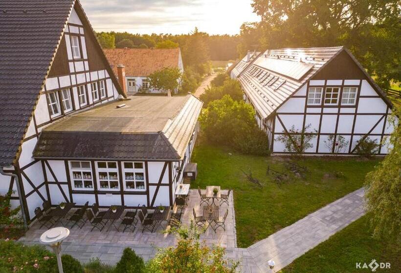 Landhotel Rosenhof Am Plauer See Garni Mit E Säule