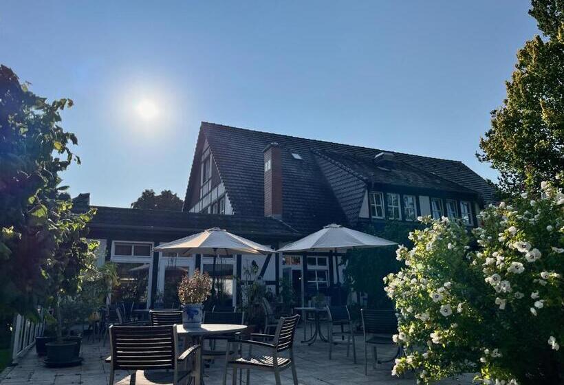 Landhotel Rosenhof Am Plauer See Garni Mit E Säule