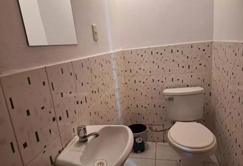 Montañero Hostel Ii