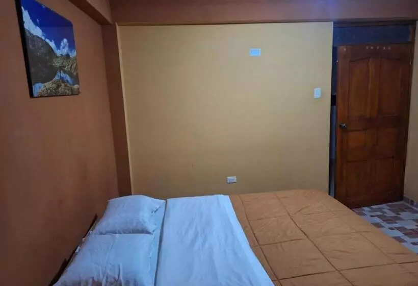 Montañero Hostel Ii