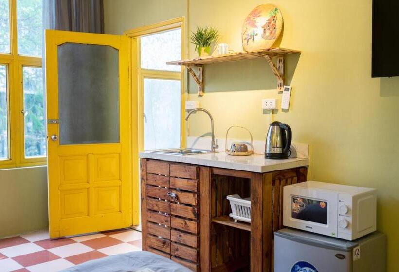 پانسیون 1  Homestay Hanoi  Cozy   Street View   Perfect Location