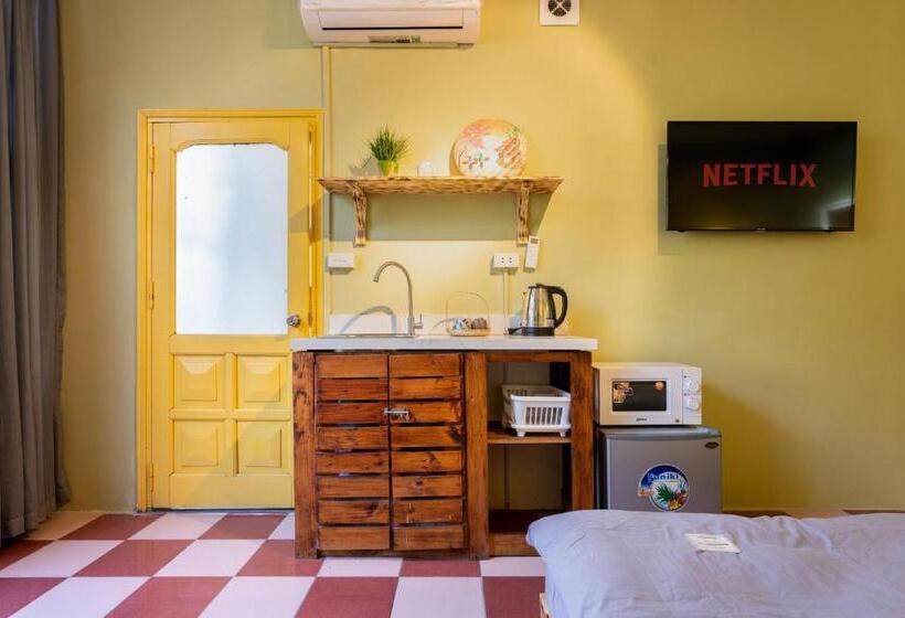 پانسیون 1  Homestay Hanoi  Cozy   Street View   Perfect Location