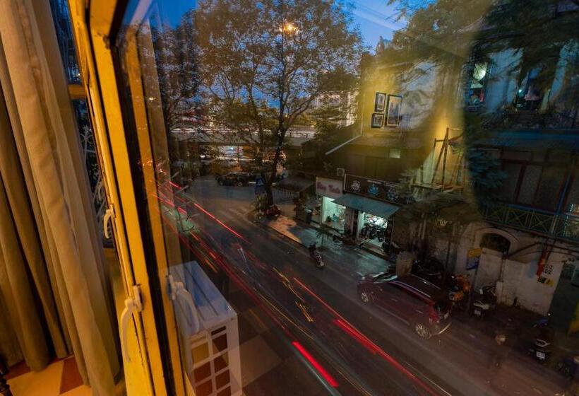 پانسیون 1  Homestay Hanoi  Cozy   Street View   Perfect Location