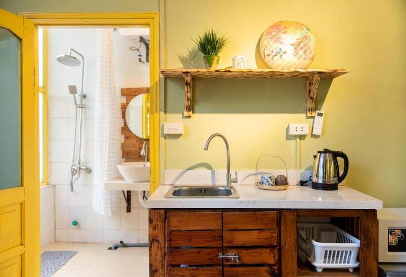 پانسیون 1  Homestay Hanoi  Cozy   Street View   Perfect Location