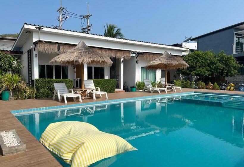 Pensionat Baancaptainhook Pool Kohlarn