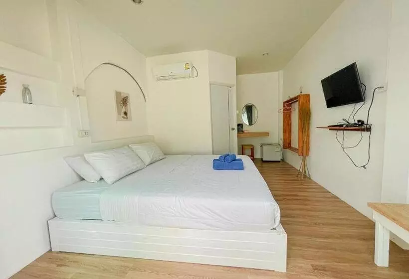 پانسیون Baancaptainhook Pool Kohlarn