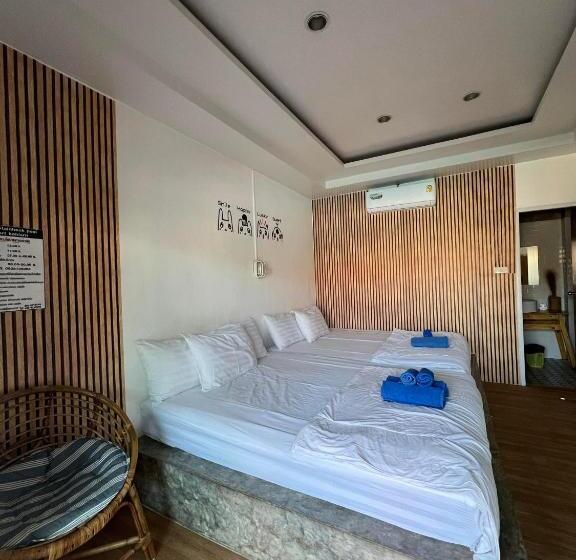 Pansiyon Baancaptainhook Pool Kohlarn