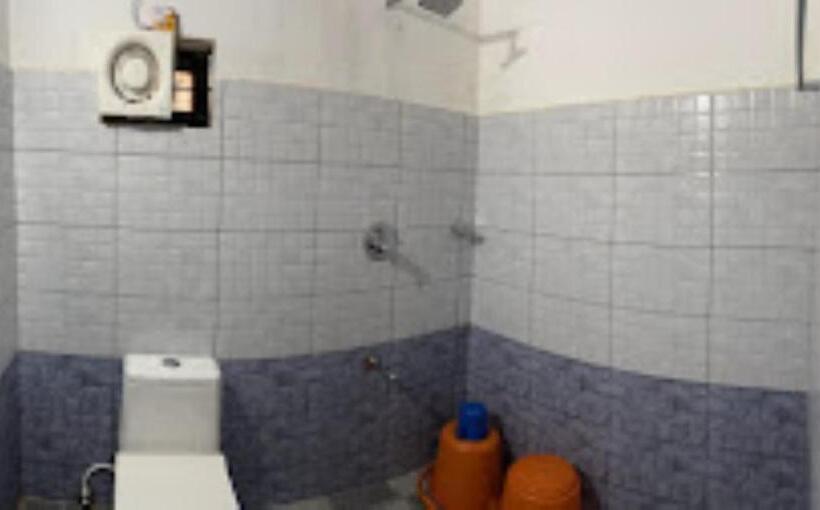 פנסיון Dakshinakasi Guest House Kerala