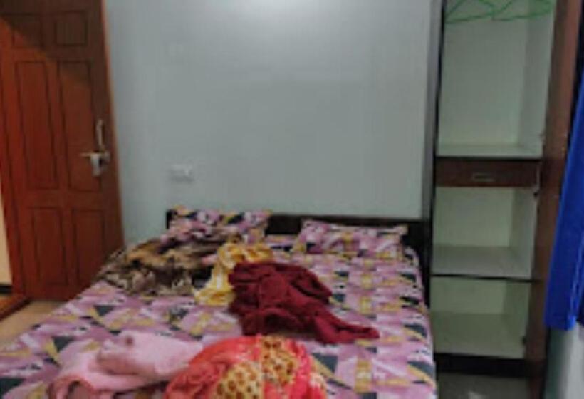 פנסיון Dakshinakasi Guest House Kerala