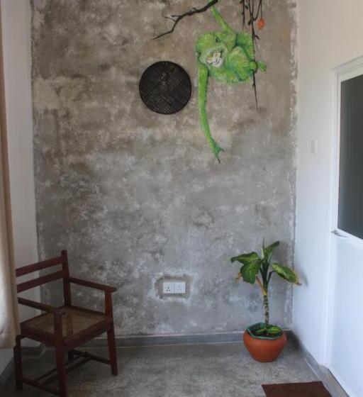 The Stables Hotel Midigama