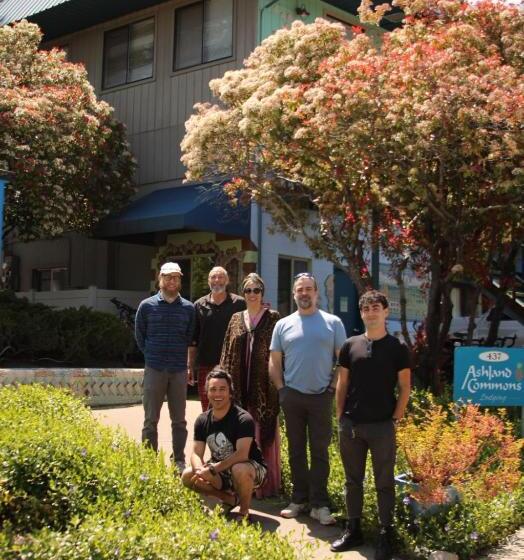 Ashland Commons Hostel