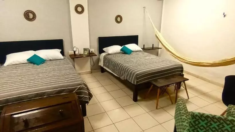 تختخواب و صبحانه Casa Menta