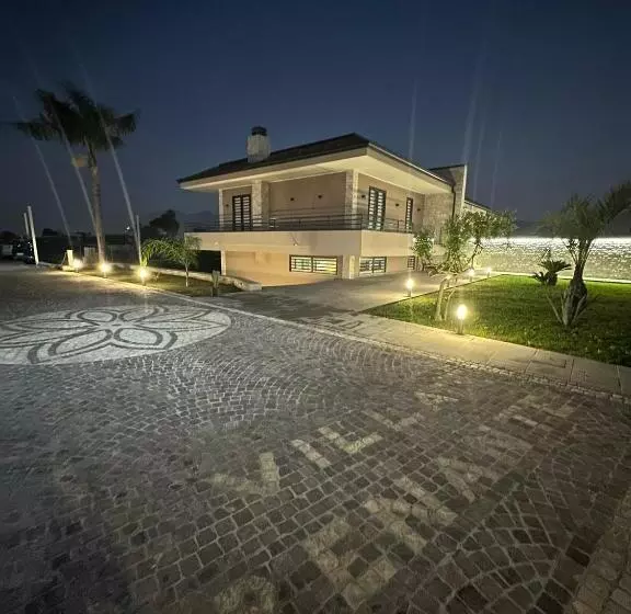 ベッドアンドブレックファースト Villa Abenante Pompei