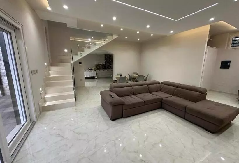 ベッドアンドブレックファースト Villa Abenante Pompei