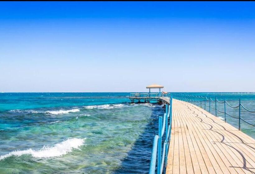 Chalet In Mirage Bay & Aqua Park