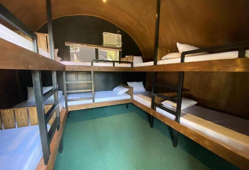 Funtasea Hotel And Beach Resort