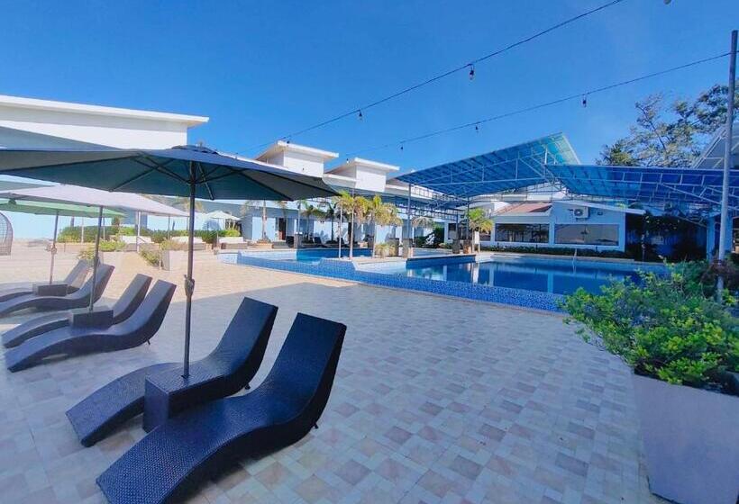 Funtasea Hotel And Beach Resort