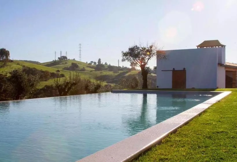 Hotelli Quinta De Matrena