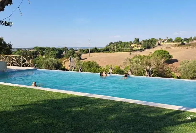Hotelli Quinta De Matrena