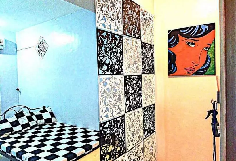 ペンション B Backpackers Transient