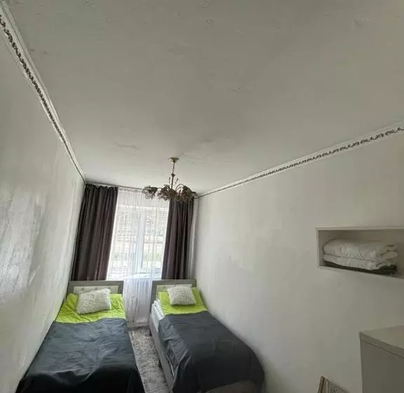پانسیون Guesthouse Kyrgyz Uz