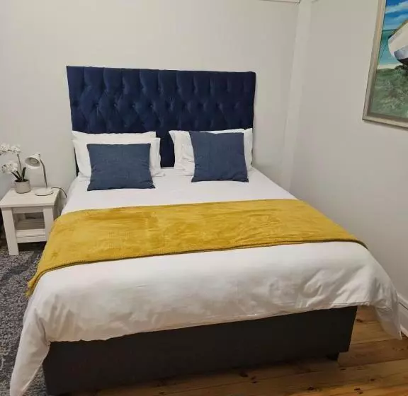ベッドアンドブレックファースト 13 On Fifth Avenue, Walmer, Port Elizabeth