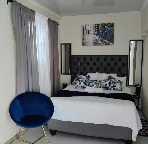 ベッドアンドブレックファースト Back Of The Moon Guesthouse