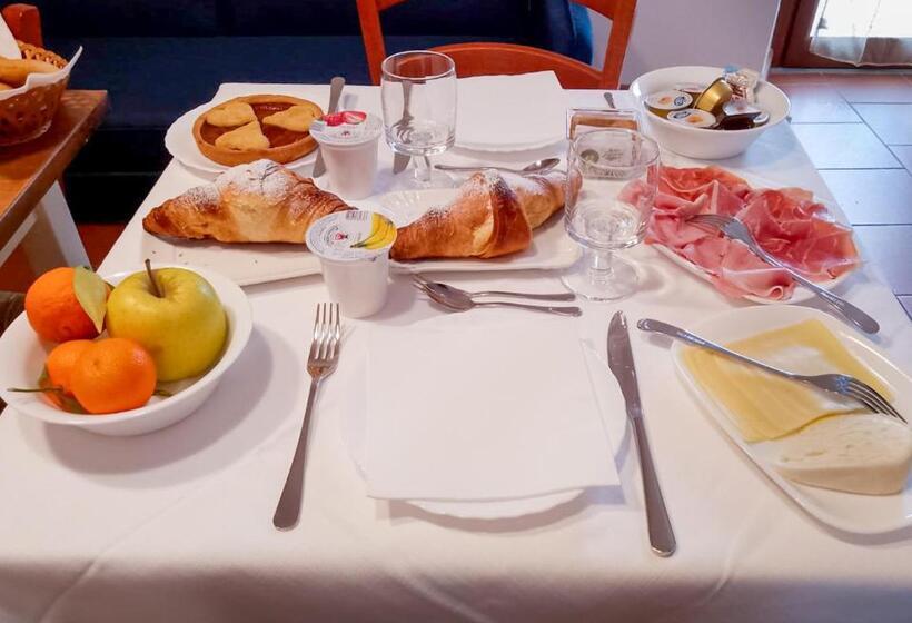 住宿加早餐  Rossotoscano