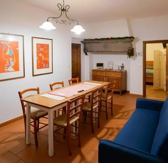 ベッドアンドブレックファースト Rossotoscano