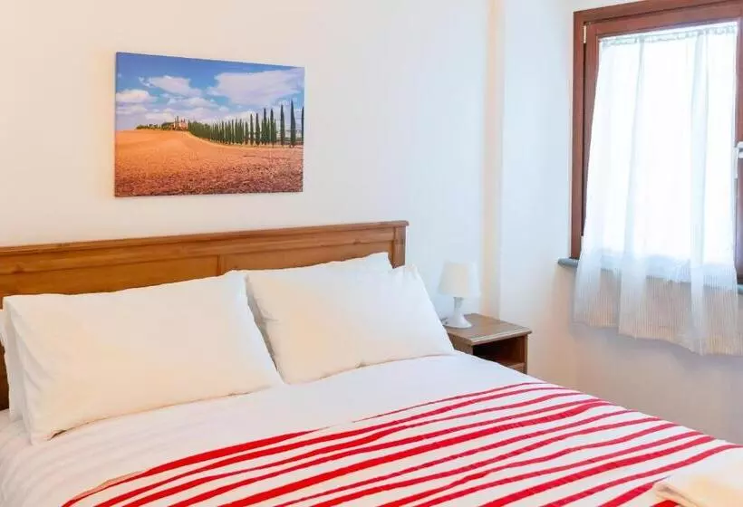 ベッドアンドブレックファースト Rossotoscano