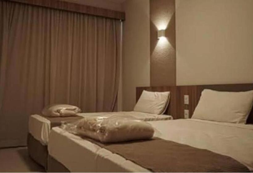 هتل Prive Praias Do Lago Eco Resort