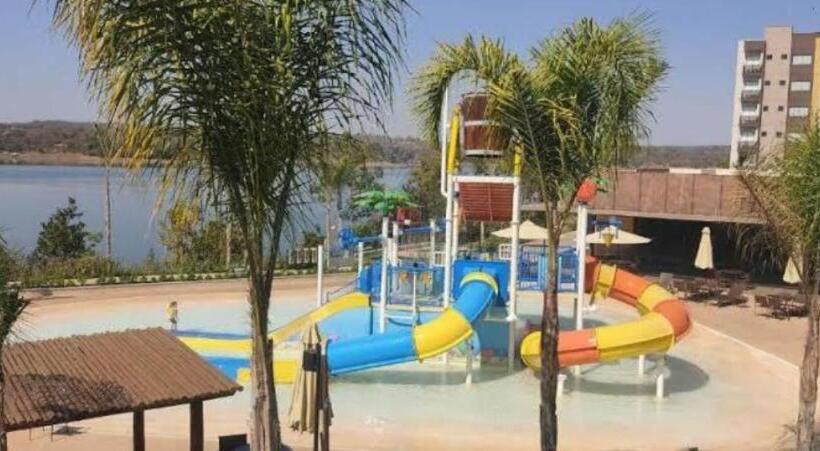 هتل Prive Praias Do Lago Eco Resort