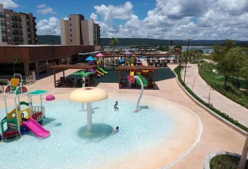 هتل Prive Praias Do Lago Eco Resort