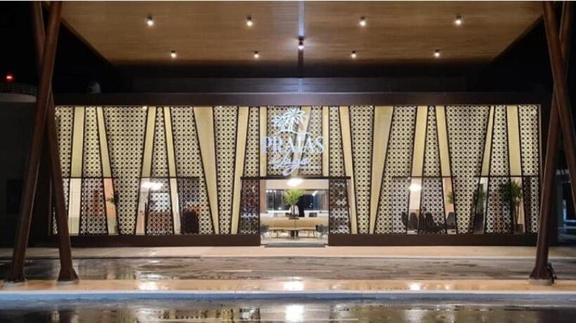 هتل Prive Praias Do Lago Eco Resort