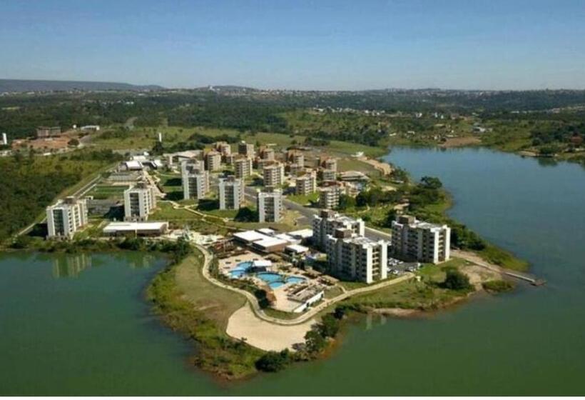 هتل Prive Praias Do Lago Eco Resort