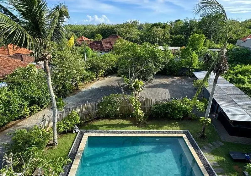 هتل Pondok Sentana Guest House