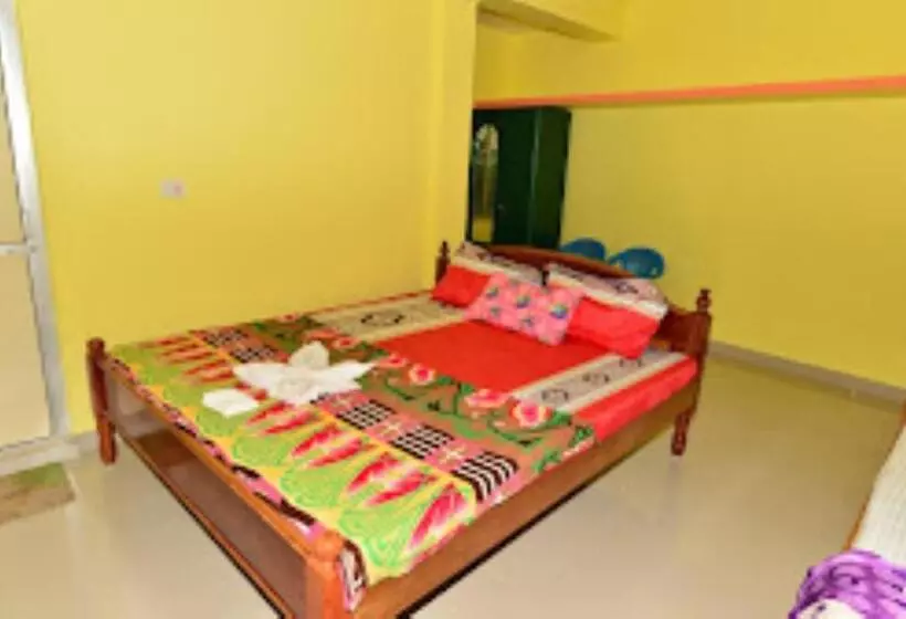 ホテル Pramod Bhawan , Port Blair