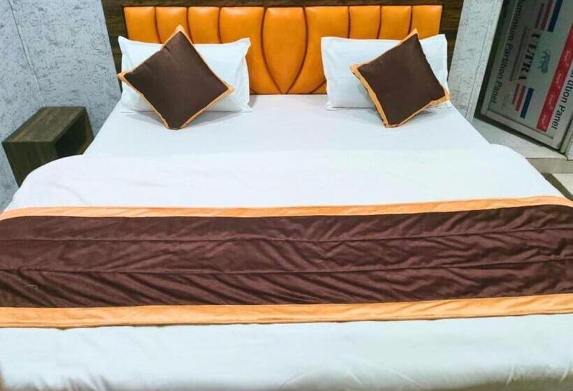 ホテル White Stone, Gonda