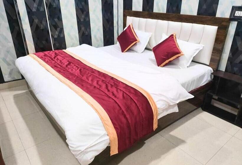 ホテル White Stone, Gonda