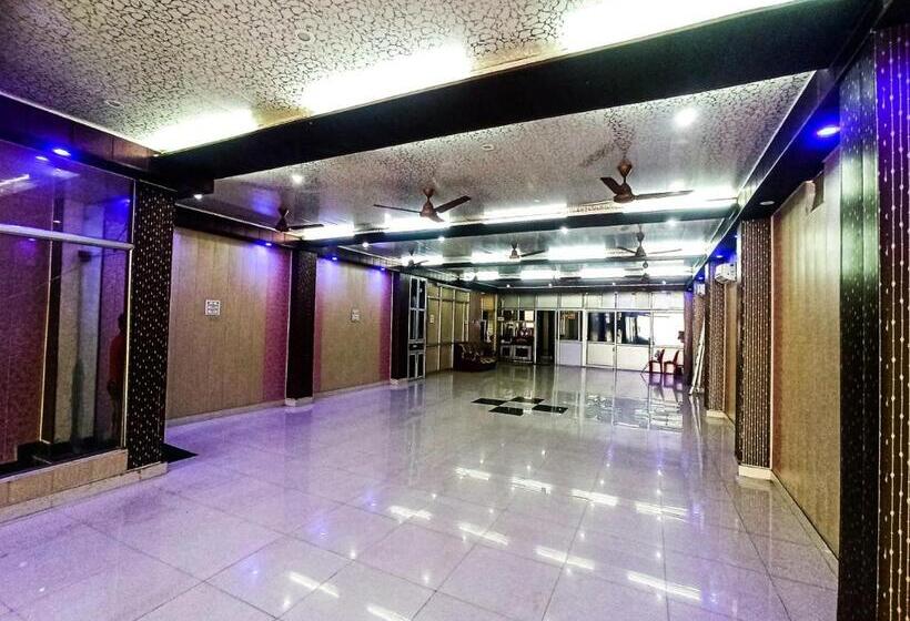 ホテル White Stone, Gonda