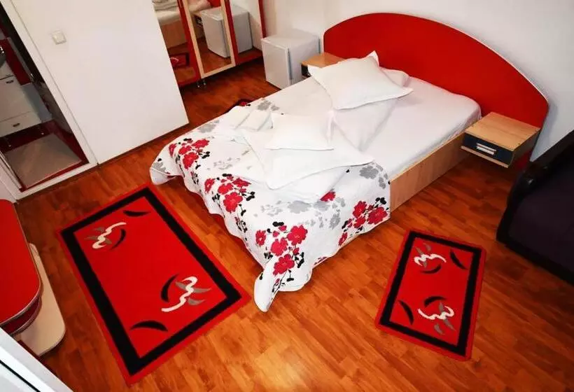 ペンション Casa ștefănuț