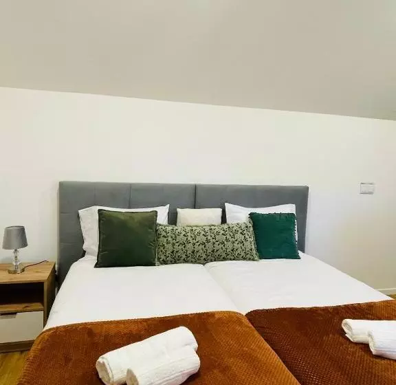 ペンション Cozy House