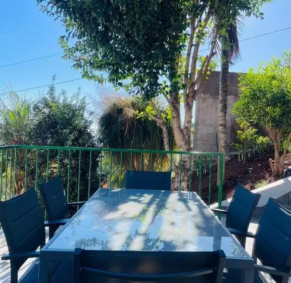 ペンション Cozy House