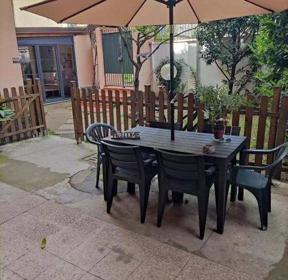 Majatalo Hostal D Annunzio House