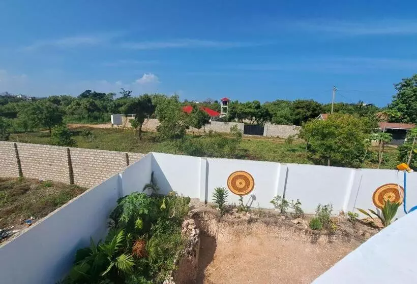 پانسیون Diamond Sands Villa