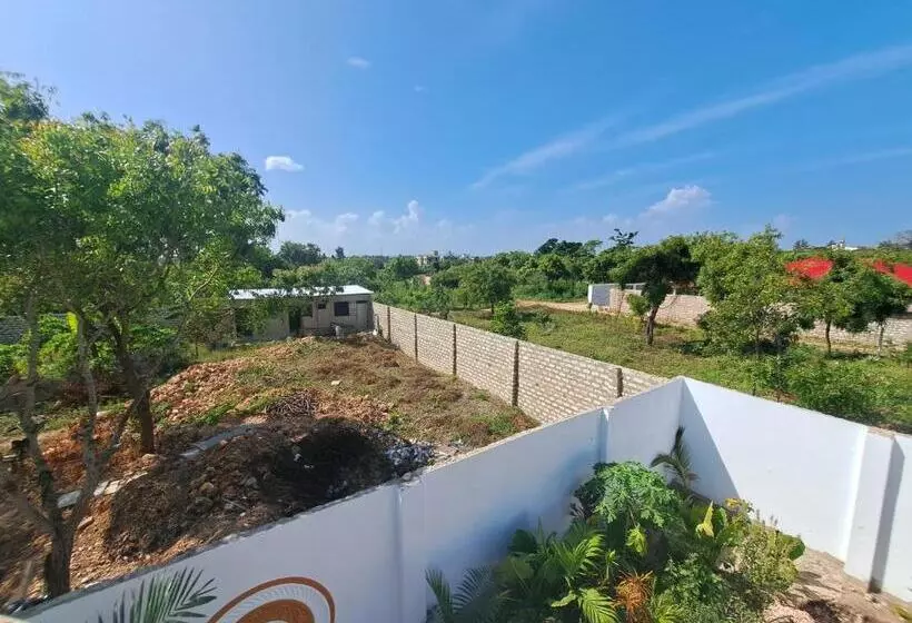 پانسیون Diamond Sands Villa
