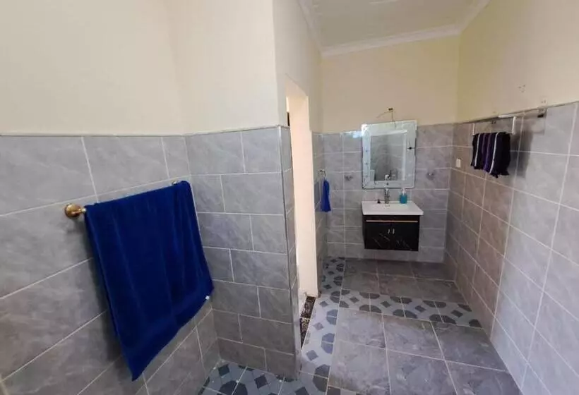 پانسیون Diamond Sands Villa